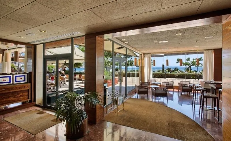 Terrassa Hotel Roses